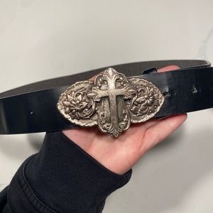 Classic Hardware vintage silver, black leather belt with statement cross buckle